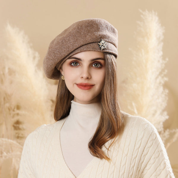 Women's Simple Winter Polyester With Rhinestone Casual Beret Hats - 416639